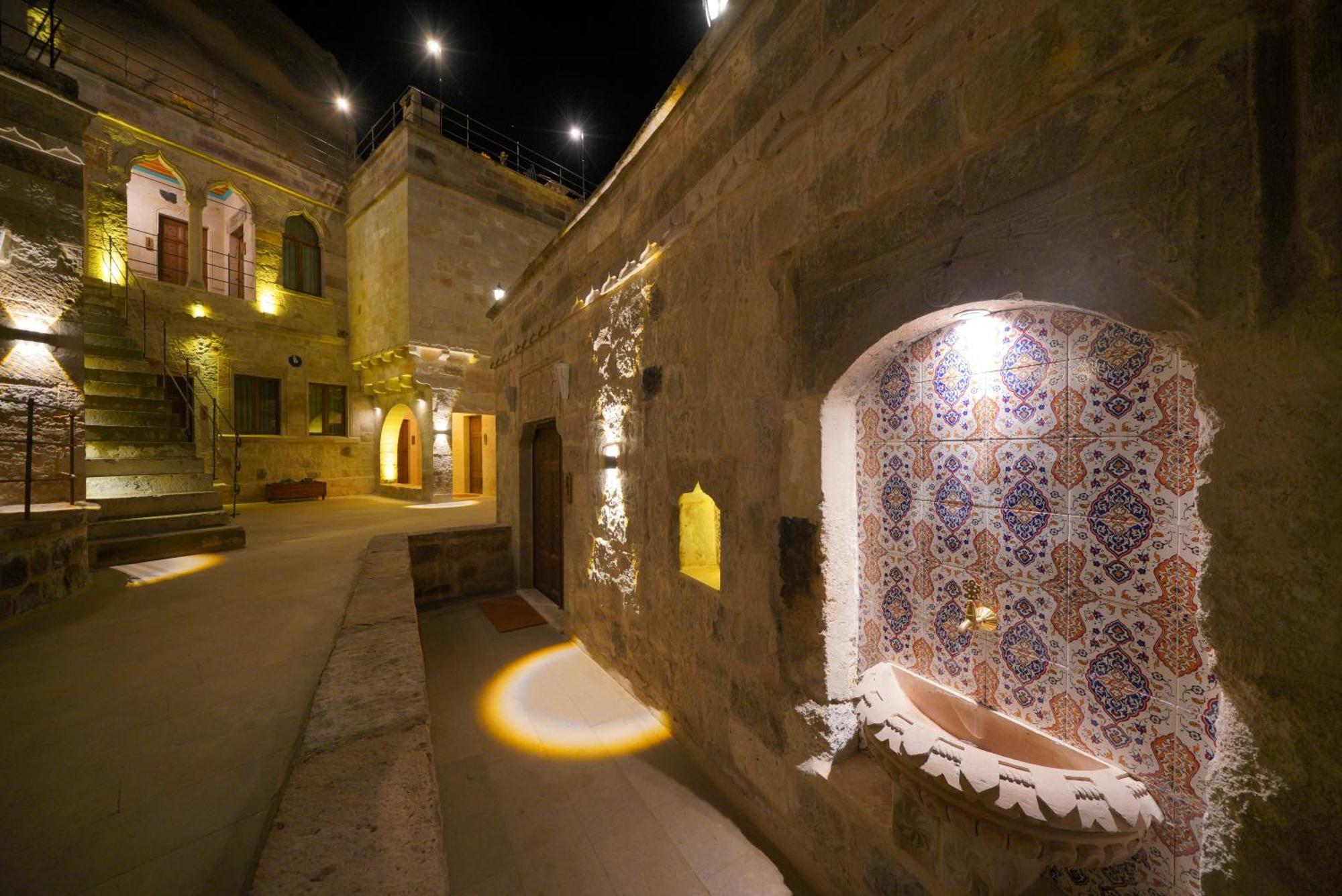 Cappadocia Secret Hill Cave Suites Göreme Buitenkant foto